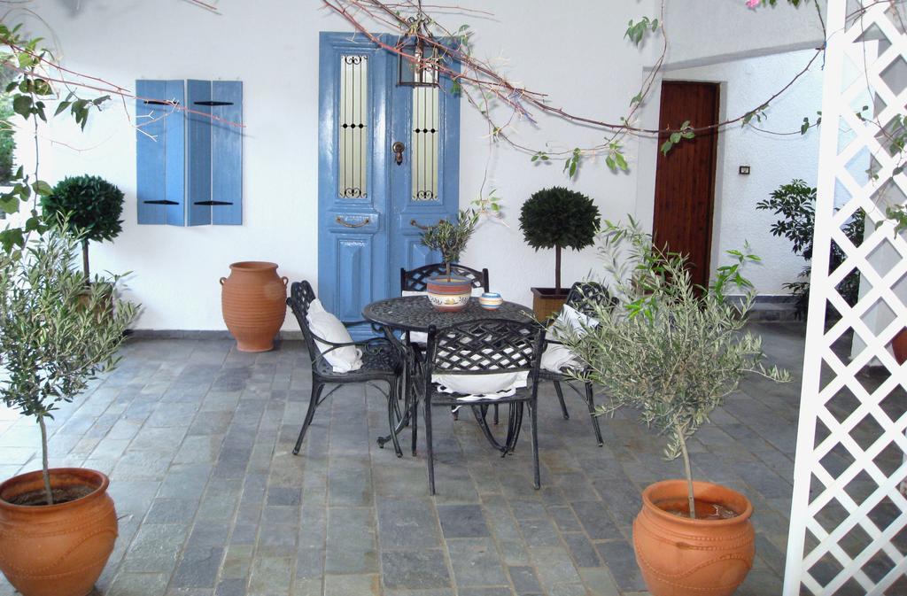Stella Studios Poros Town Exterior foto